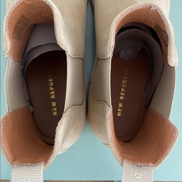 New Republic / NWT Men’s Suede Chelsea Boots / Tan / 10 - Picture 6 of 15